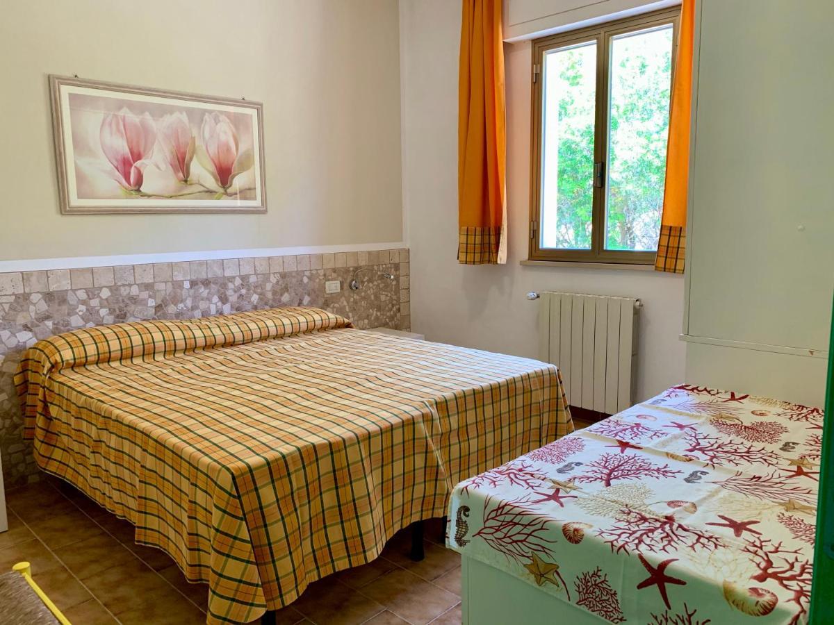 Appartamenti Tallinucci Lacona Exterior foto